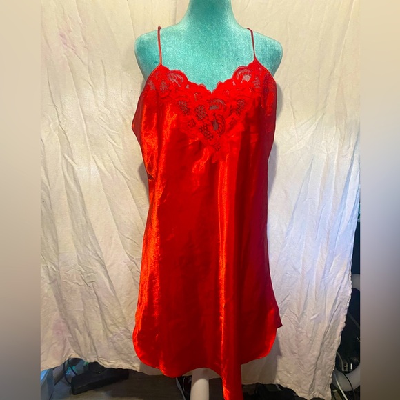 Adonna Other - Adonna: vintage red slip